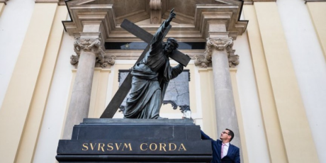 Sursum-corda-750x375.png