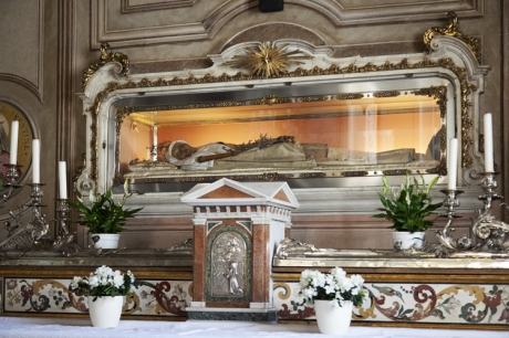 S.-Angela-_corpo_esposto.jpg