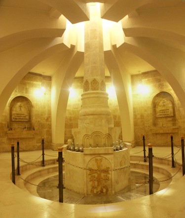 3800px-Armenian_Genocide_Museum_in_Der_Zor_Syria.jpg