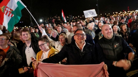 skynews-fidesz-hungary-orban_4277989.jpeg