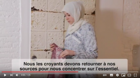 Screenshot_2021-01-08 Au service de la Fraternité - La Vidéo du Pape 1 - Janvier 2021.png