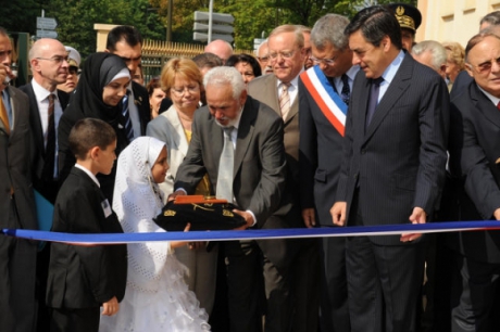 10427008_Inauguration_de_la_Mosquee_Al_Ihsan.jpg