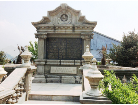Screenshot_2019-04-10 Fengxiang, 200 faithful in standoff with 600 policemen who want to destroy the Marian shrine of Mujia[...](1).png