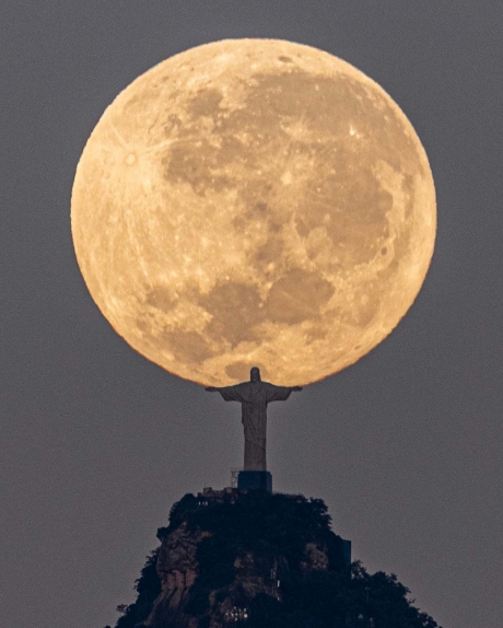 lua_cristo_redentor_rio_de_janeiro_02.jpg