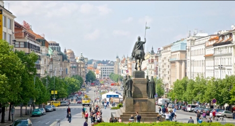 Screenshot_2018-09-27 Statue de saint Venceslas.jpg