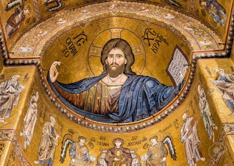 87618564-christ-pantocrator-mosaïque-à-l-intérieur-de-la-cathédrale-de-monreale-près-de-palerme-sicile-italie.jpg