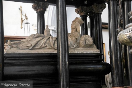 z21789154Q,Sanktuarium-sw--Jadwigi-w-Trzebnicy.jpg