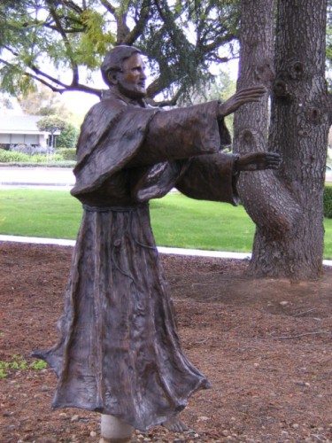 StJoeCupStatue6114.jpg