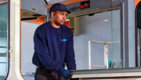 Screenshot_2019-08-02 Man 'who pushed boy, 8, under train' was used in campaign to promote integration.png