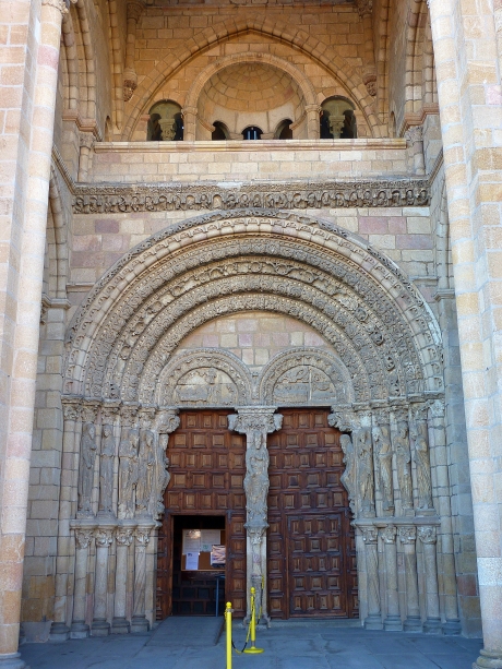 Basílica_de_los_Santos_Hermanos_Mártires-21.JPG