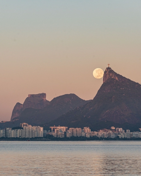 lua_cristo_redentor_rio_de_janeiro_01.jpg