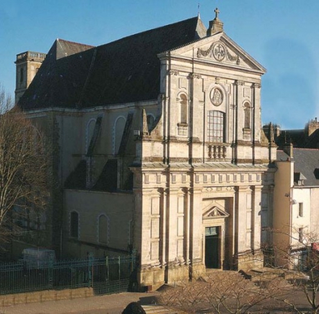 chapelle-saint-yves-vannes.jpg