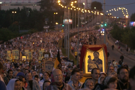 procession 3.jpg