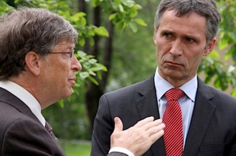 GATES-STOLTENBERG-700x466.jpg